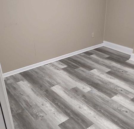 4th image of 1633 Mahoning Ave #4