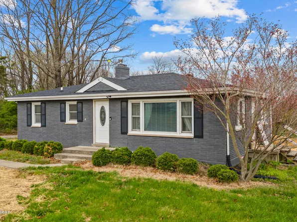 4113 Coopers Ln, Sellersburg, IN 47172