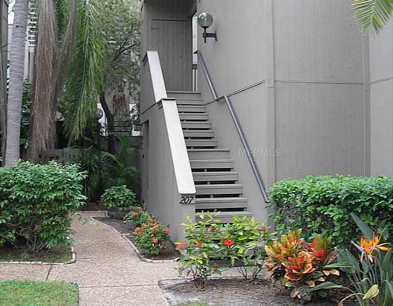 1st image of 205 Woodland Dr #205