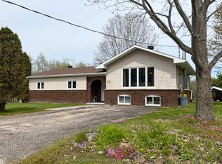 36 Nichols St, Callander, ON P0H1H0