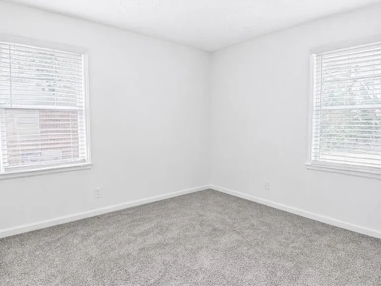 2191 Greystone Way — Photo 7