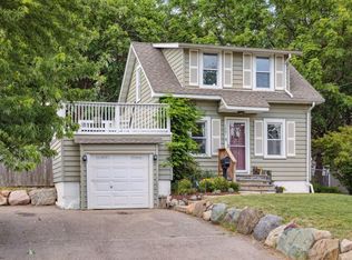 1401 Oxford St, Hopkins, MN 55343