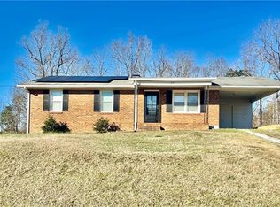 275 Melvin Wrenn Rd, Yanceyville, NC 27379