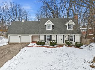 701 N Cedar Lake Dr W, Columbia, MO 65203