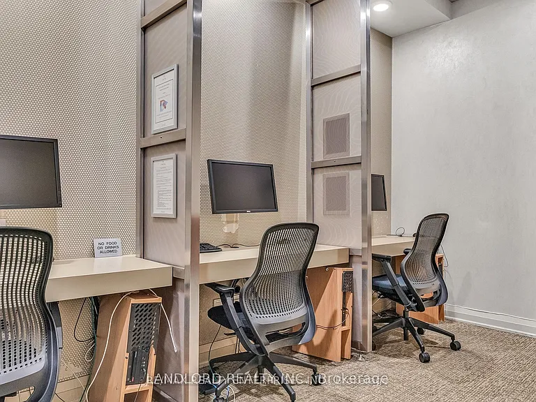 761 Bay St #2802 — Photo 29