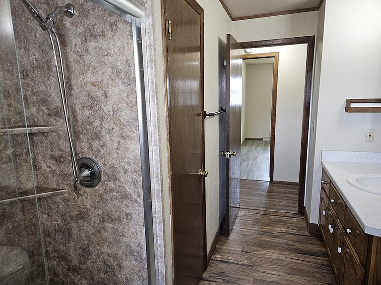 417 S Matthias St — Photo 11
