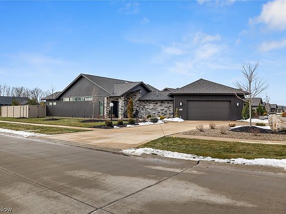 2nd image of 9160 Pleasant Ridge Cir