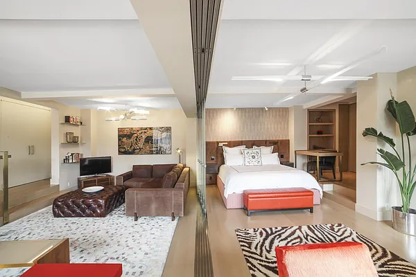 Sold by Nest Seekers International | media 21