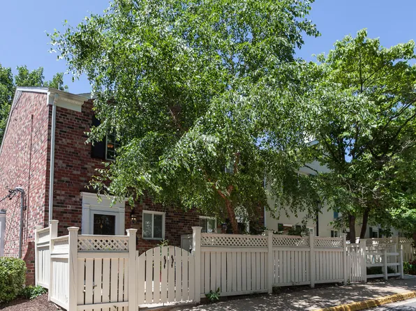 1367 N Van Dorn St, Alexandria, VA 22304
