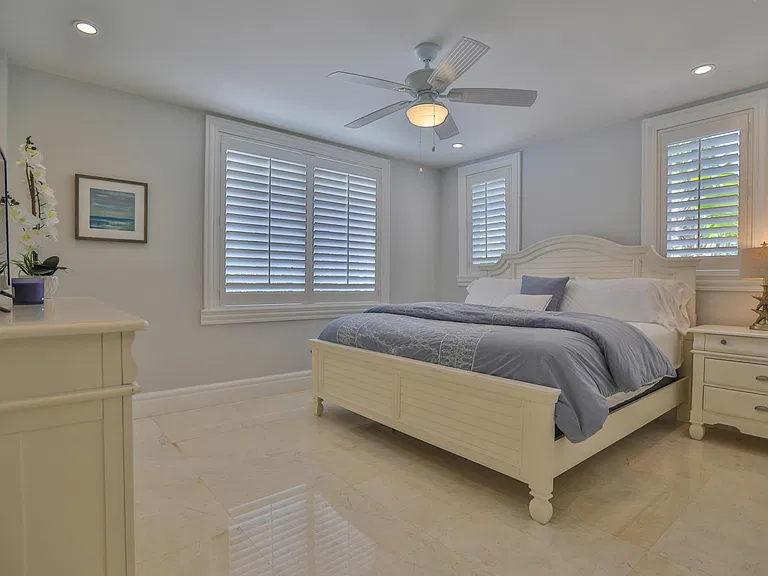 128 Leoni Dr — Photo 7