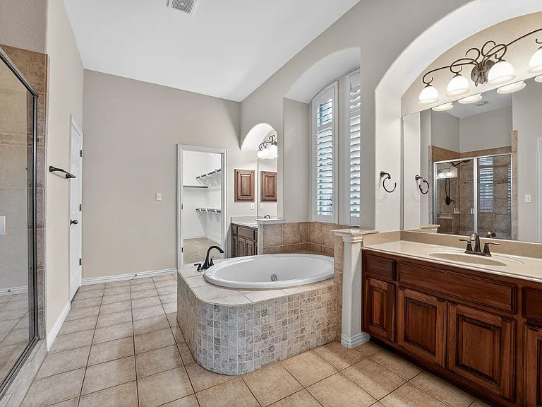4004 Buckhaven Cv — Photo 17