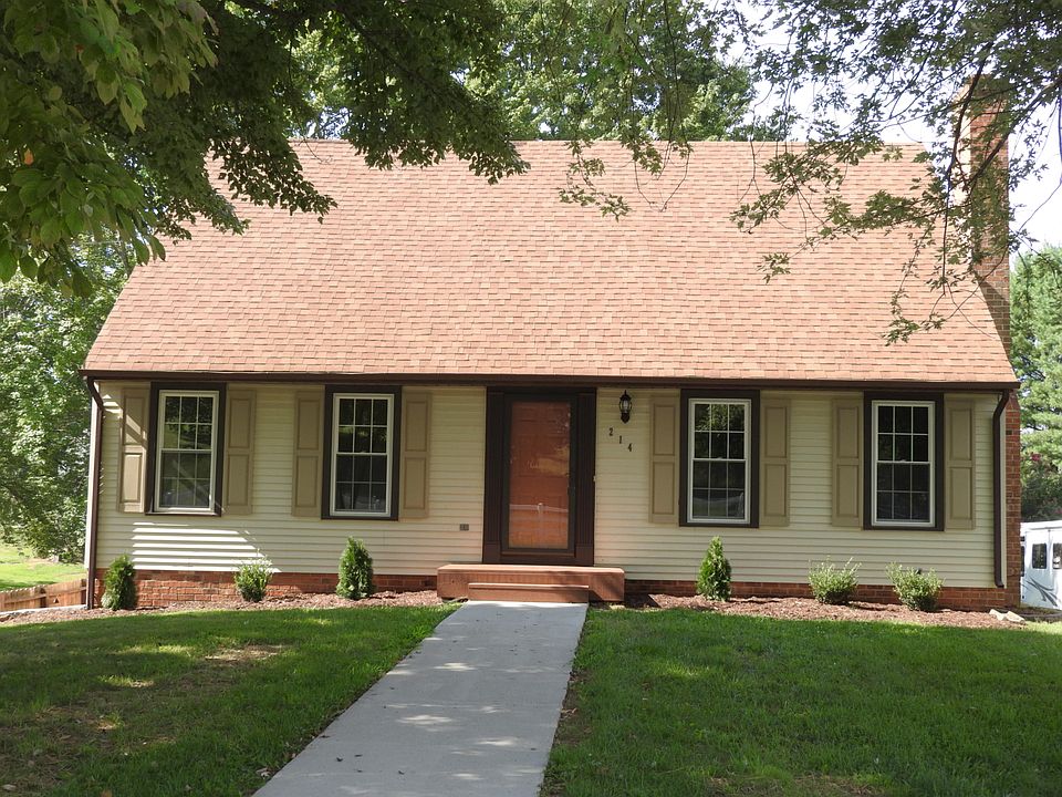 1st image of 214 Stonebridge Dr