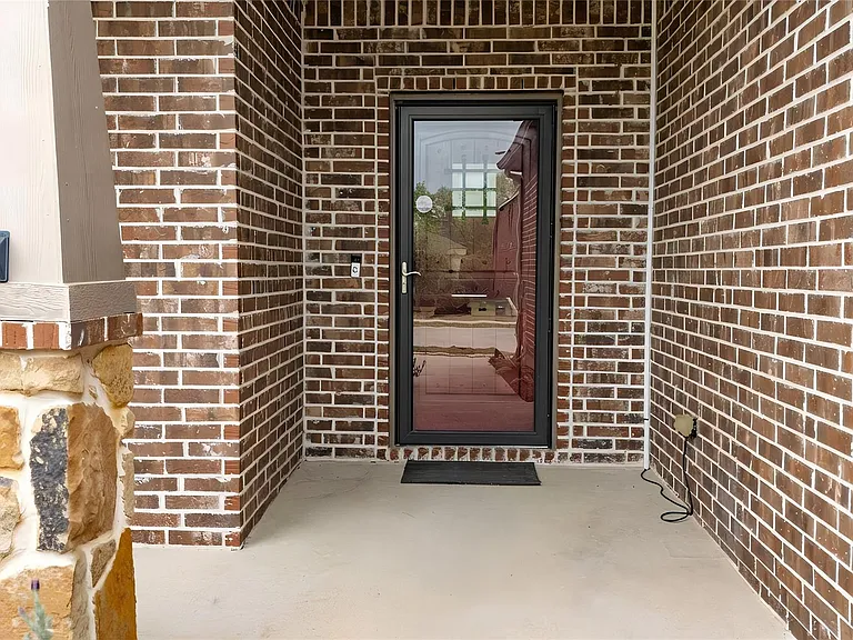 1009 Cheyenne Dr — Photo 14