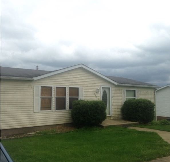 1st image of 140 Derby Dr