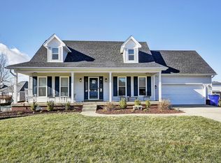 5502 Pond Creek Ct, Louisville, KY 40272