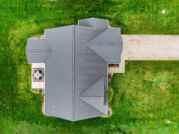 3rd image of 21069 Diamond Harbor Ct