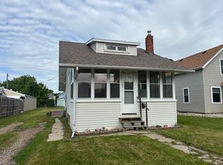 705 N Lloyd St, Aberdeen City, SD 57401
