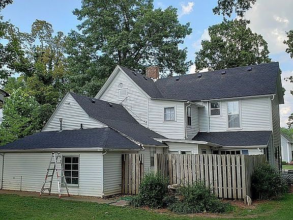 2nd image of 157 N Lincoln St