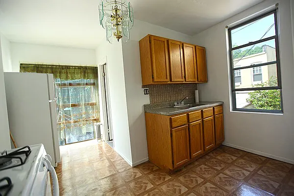 Rented by Keller Williams NYC | media 37