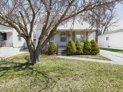26084 Chippendale St, Roseville, MI, 48066