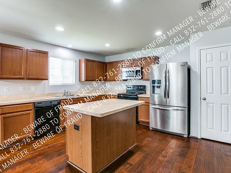 1128 Foxglove Ln — Photo 14