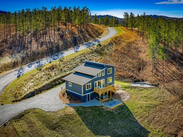 1958 Twisted Oak Rd, Talking Rock, GA 30175