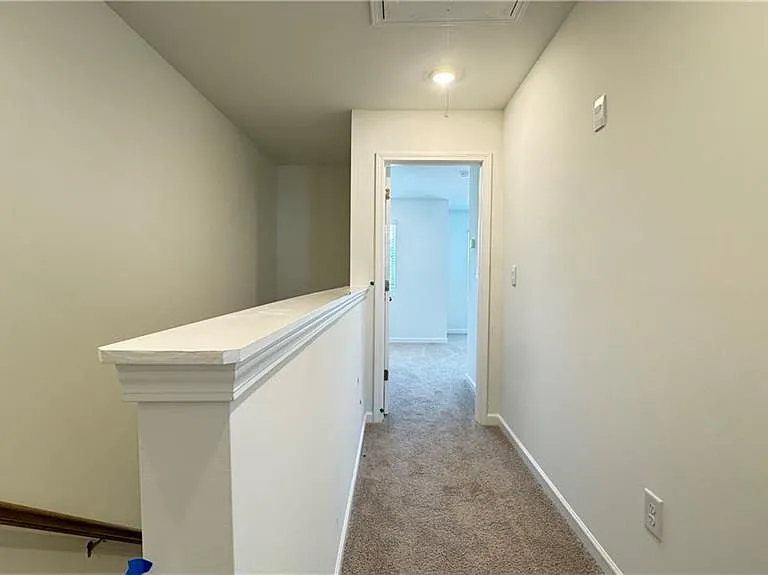 709 Alburgh Aly — Photo 18