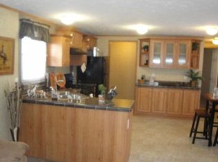 501 Railside Dr, Syracuse, IN