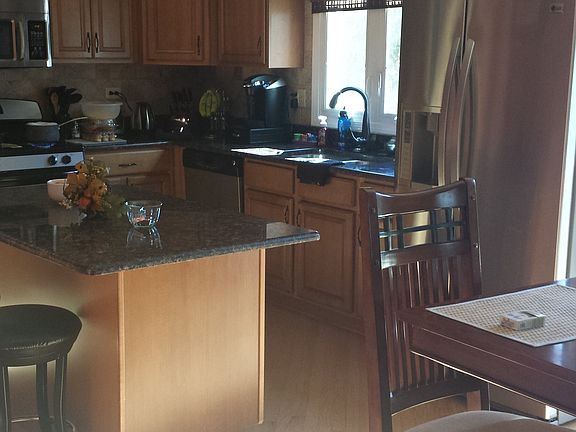 4th image of 11535 Brookwood Dr
