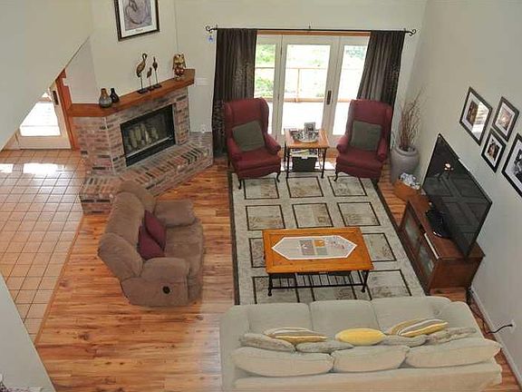 4th image of 5531 Spicebush Dr