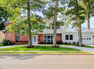 12 Oakview Dr, Northfield, NJ 08225