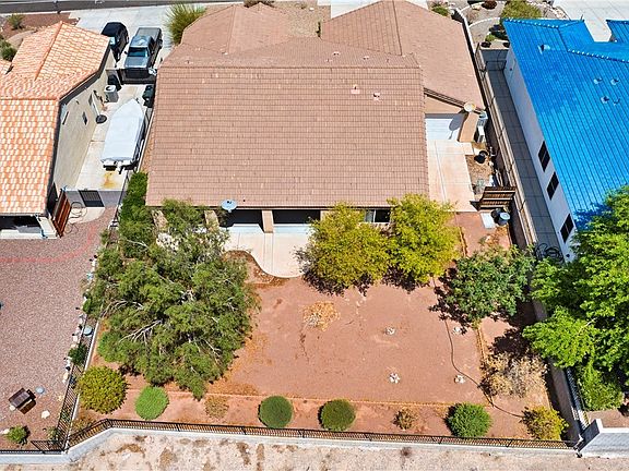 4th image of 2530 Mccormick Boulevard
