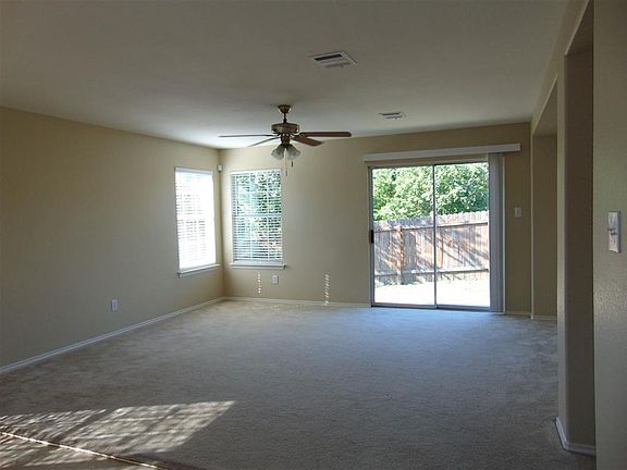 4th image of 95 Wildflower Blvd