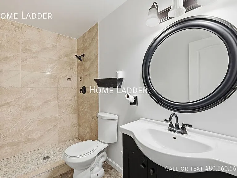 8501 E Thomas Rd — Photo 28