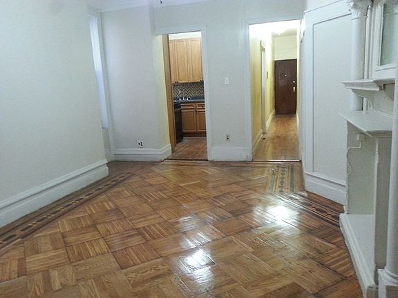 5th image of 1528 Bedford Ave APT 4C