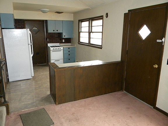 3rd image of 306 S Juliana St