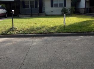 1302 E 30th St, Bryan, TX 77802