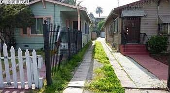2nd image of 1990 Harrington Ave