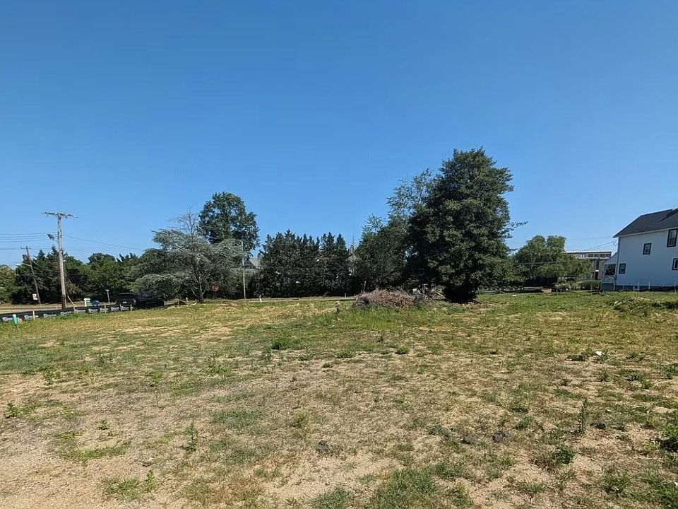 2nd image of 4 Foggia Way