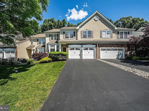 2919 Cottonwood Ln, Chester Springs, PA 19425