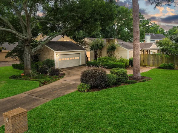 14811 Royal Birkdale St, Houston, TX 77095