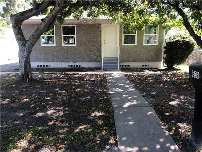 809 27th St W, Bradenton, FL, 34205