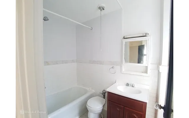 Rented by Douglas Elliman | media 11