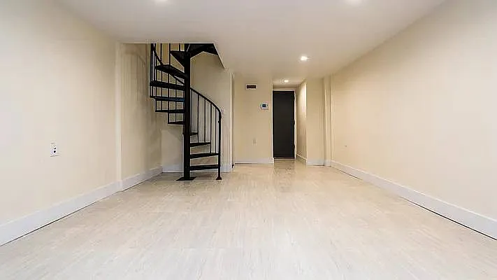 Rented by Arche Nest LLC | media 9