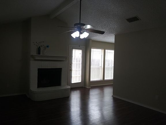 3rd image of 8144 Spruce Valley Dr