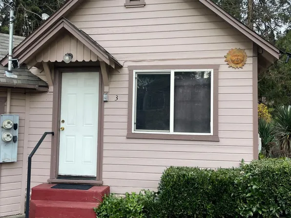 2450 Rogue River Hwy #3, Grants Pass, OR 97527