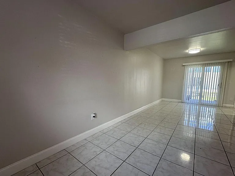 646 Eldorado St #3 — Photo 3