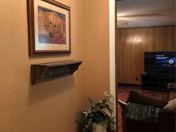 4th image of 1805 Eastgate Dr