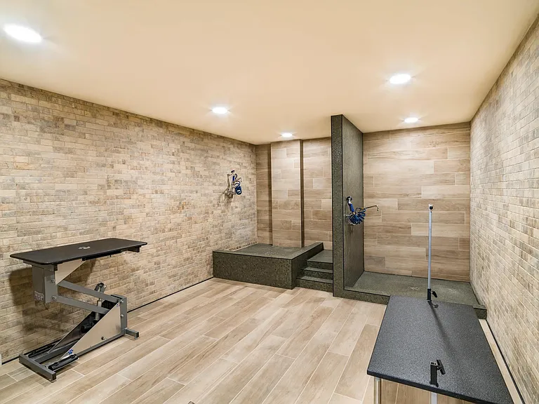 A convenient pet spa at Modera University Park, making daily care effortless just moments from University Park's walkable streets and green spaces.