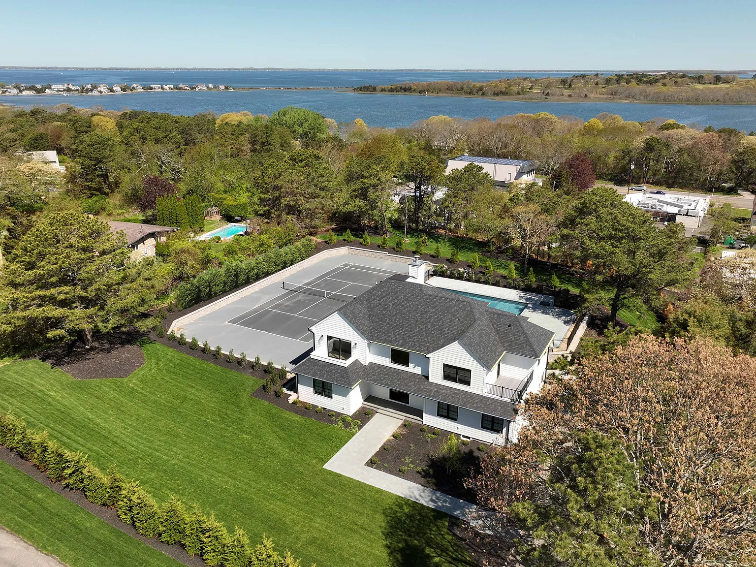 Newly Renovated Southampton Home with Resort-Style Amenities — Photo 2
